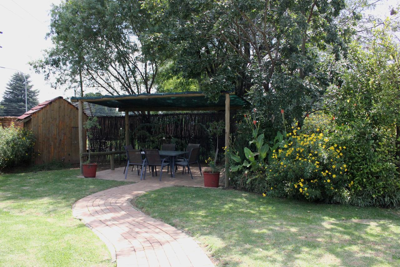 The Lazy Grape Guest Lodge & Spa Benoni Εξωτερικό φωτογραφία