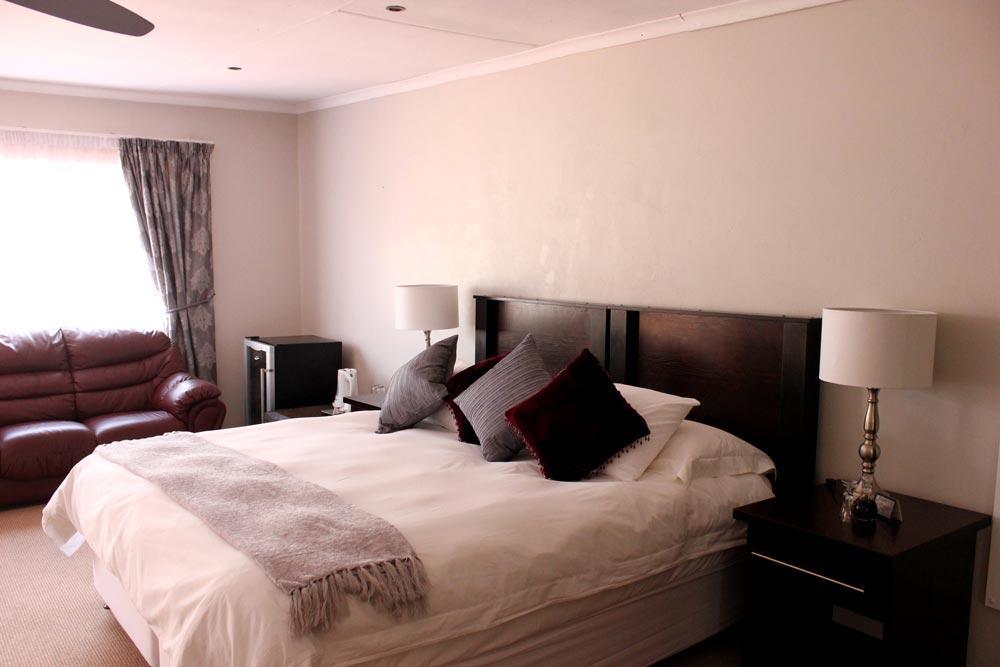 The Lazy Grape Guest Lodge & Spa Benoni Εξωτερικό φωτογραφία